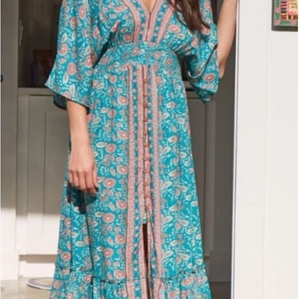 NATURAL LIFE Celia Floral Maxi Dress